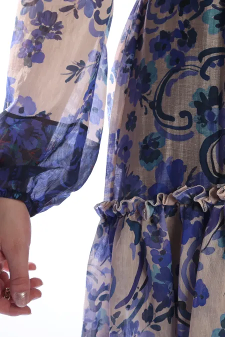 GIPSY LILAC Model Çiçek Desenli Yaka ve Eteği Fırfırlı Uzun Kimono Elbise